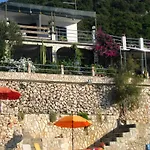 Daire By The Sea Cove Zarace - Gdinj, Hvar - 8712 Gdinj