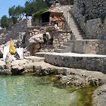 Daire By The Sea Cove Zarace - Gdinj, Hvar - 8712 Gdinj