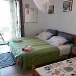 By The Sea Cove Zarace - Gdinj, Hvar - 8712 Daire *