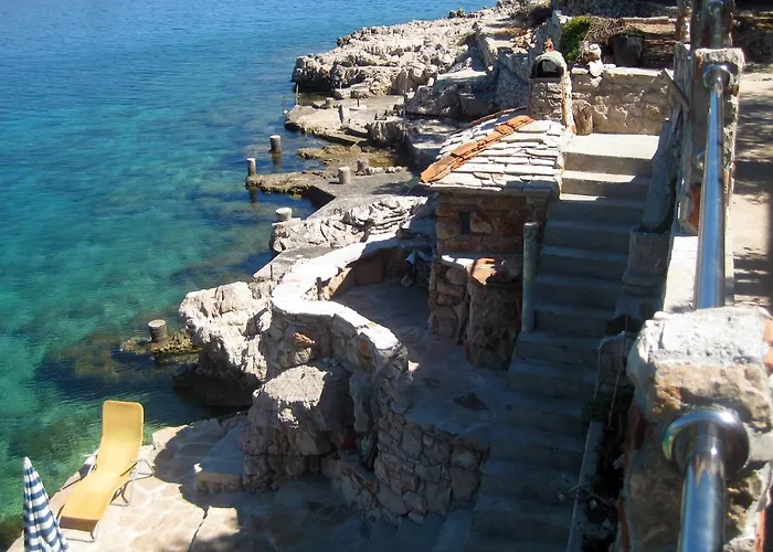 Apartments By The Sea Cove Zarace - Gdinj, Hvar - 8712 Gdinj