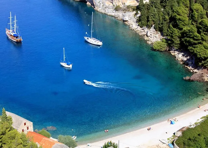 Apartments By The Sea Cove Zarace - Gdinj, Hvar - 8712 * Gdinj