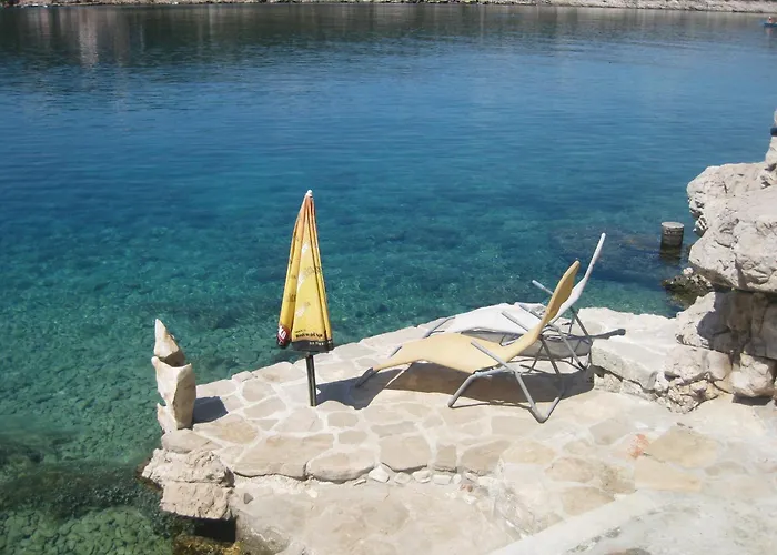 Apartments By The Sea Cove Zarace - Gdinj, Hvar - 8712 Apartman Gdinj
